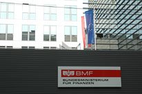 BMF-Information zur Verlustausgleichs- beschränkung bei kapitalistischen Mitunternehmern