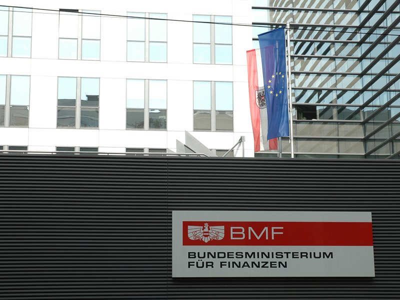 BMF-Information zur Verlustausgleichs- beschränkung bei kapitalistischen Mitunternehmern